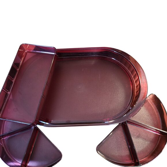 Tupperware Vintage Purple Divided Serving Tray With Lid & Removable Sections - Picture 2 of 2